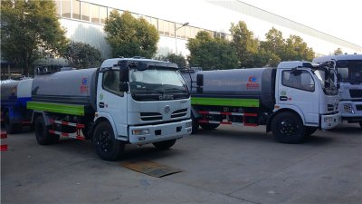 山西(xi)太原(yuan)客户再订6台扫路车、吸尘车、洗扫车、洒水车